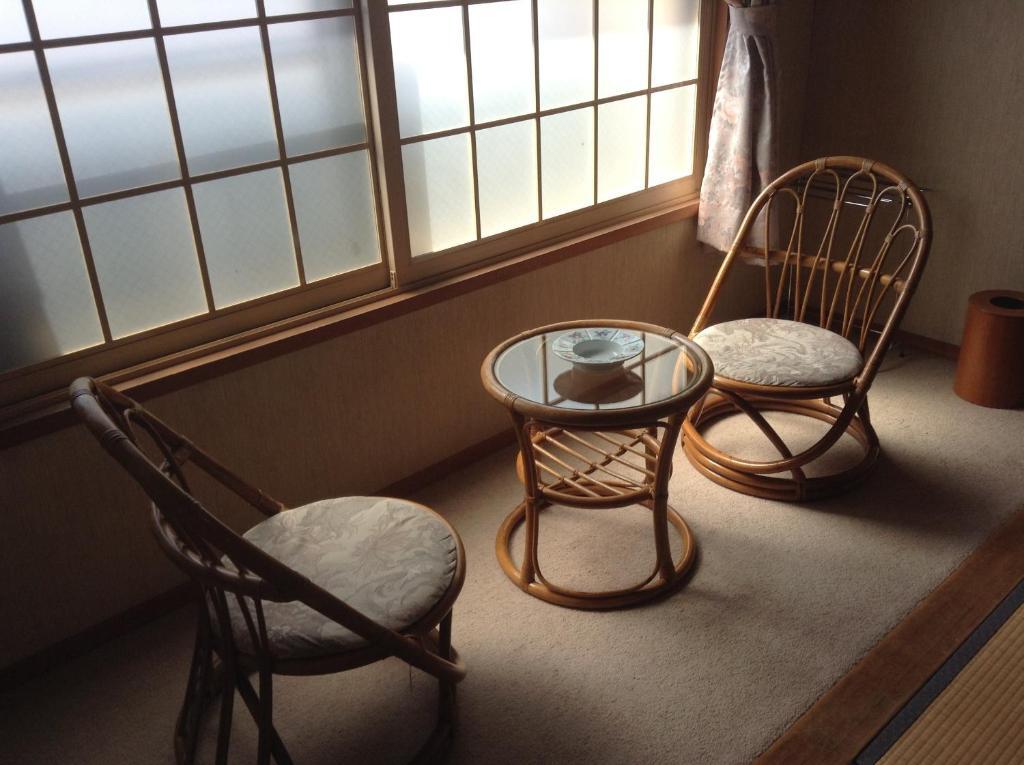 Hotel Bergtour Marukita Hakuba Habitación foto