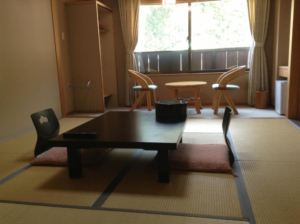 Hotel Bergtour Marukita Hakuba Exterior foto